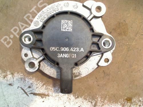 Used Electronic sensor Electronic sensor VW POLO VI (AW1, BZ1, AE1) 1.0 TSI (95 hp) 32738048 32738048