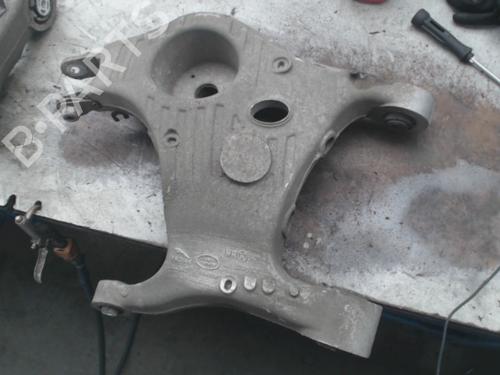 Used Left rear suspension arm Left rear suspension arm LAND ROVER RANGE ROVER EVOQUE (L551) 2.0 P200 MHEV 4x4 (200 hp) 40606510 40606510
