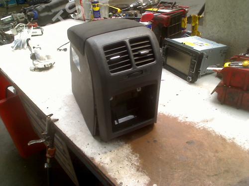 Armrest / Center console VW GOLF VI (5K1) 1.2 TSI | BP28602484I20 