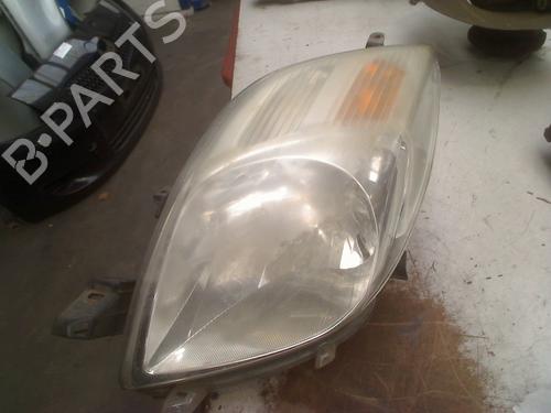 Used Left headlight TOYOTA YARIS (_P9_) 1.0 VVT-i (KSP90_, KSP90R) (69 hp) 31128141