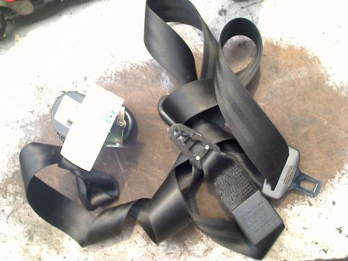 Used Front right seatbelt AUDI A4 B6 (8E2) 2.0 (130 hp) 33029441