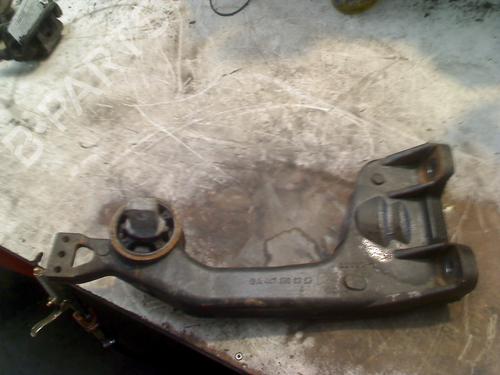 Used Engine mount MERCEDES-BENZ VITO Van (W447) 114 CDI (447.601, 447.603, 447.605) (136 hp) 31174811