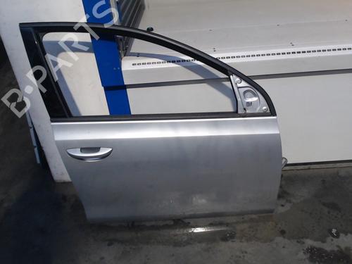 Dør høyre foran VW GOLF VI (5K1) 1.2 TSI (105 hp) 22914934