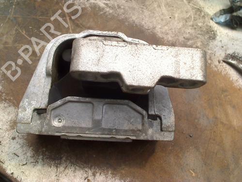Engine mount SKODA OCTAVIA II Combi (1Z5) 1.8 TSI | BP31174924M89 - Image 2