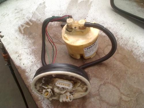 Used Fuel pump Fuel pump FORD FOCUS I (DAW, DBW) 2.0 16V (131 hp) 36274668 36274668