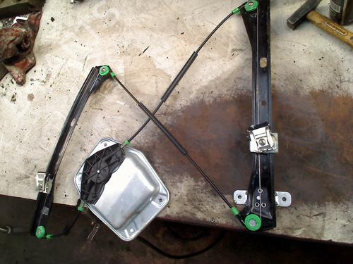 Front left window mechanism VW GOLF V (1K1) 1.6 FSI | BP31260063C22