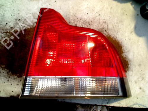 Feu arrière droit VOLVO S60 I (384) 2.4 (140 hp) 30964695