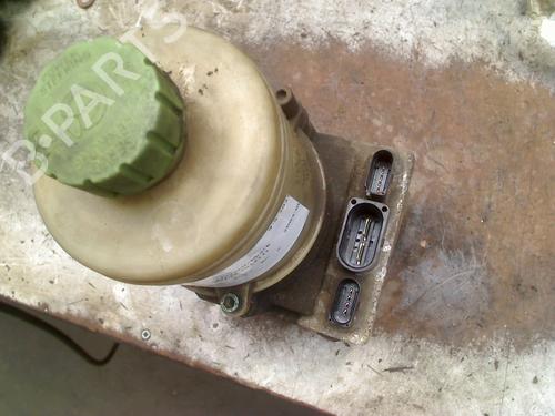 Bomba direccion VW POLO IV (9N_, 9A_) 1.4 16V (75 hp) 32773349