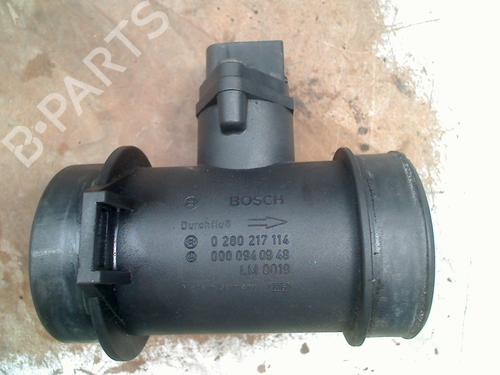 Used Mass air flow sensor Mass air flow sensor MERCEDES-BENZ SLK (R170) 230 Kompressor (170.447) (193 hp) 36116246 36116246