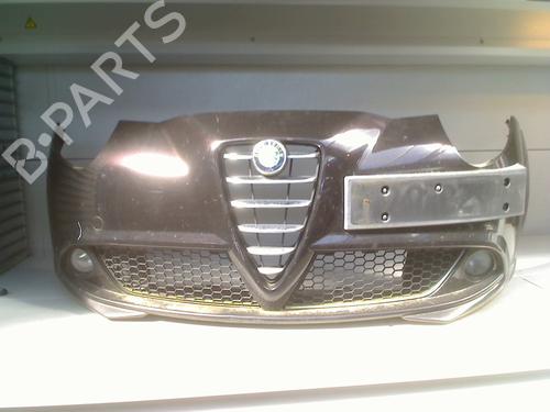 Used Front bumper Front bumper ALFA ROMEO MITO (955_) 1.3 MultiJet (955AXT1A) (84 hp) 33846911 33846911