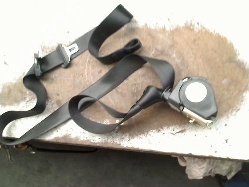 Used Front left seatbelt BMW 3 Coupe (E46) 323 Ci (170 hp) 33022079