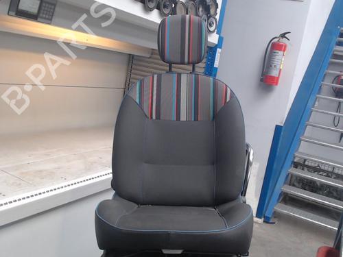 Used Right front seat RENAULT TWINGO II (CN0_) 1.2 16V (CN04, CN0B) (75 hp) 25724793