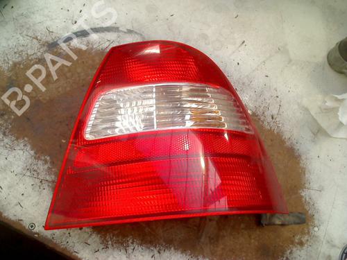 Used Right taillight HONDA CIVIC VI Aerodeck (MB, MC) 1.5 16V (MB9) (114 hp) 29206577