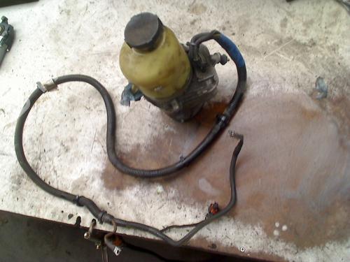 Used Steering pump Steering pump OPEL MERIVA B MPV (S10) 1.4 (75) (120 hp) 36392125 36392125