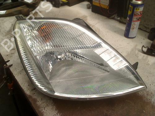 Used Right headlight Right headlight FORD FIESTA V (JH_, JD_) 1.3 (69 hp) 36116230 36116230