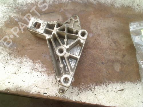 Used Engine mount RENAULT KANGOO Express (FC0/1_) 1.4 (FC0C, FC0B, FC0H, FC0M) (75 hp) 31174908