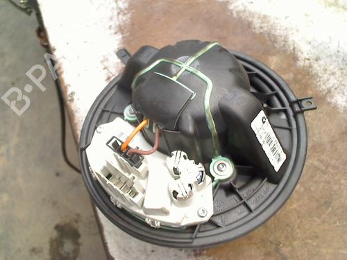 Used Heater blower motor BMW 3 Touring (E91) 318 i (143 hp) 26397934