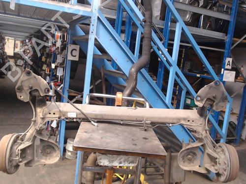 Used Rear axle DACIA DOKKER Express Box Body/MPV 1.5 dCi (FEAJ) (90 hp) 23273501