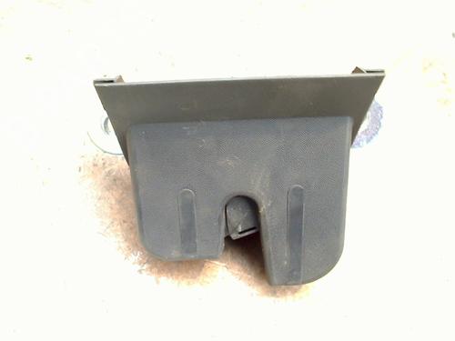 Fechadura da mala SEAT IBIZA IV SC (6J1, 6P5) 1.4 (85 hp) 30320481