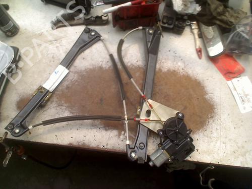 Motor elevalunas delantero derecho VW POLO V (6R1, 6C1) 1.2 TDI (75 hp) 31147522