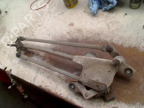 Używane Mechanizm wycieraczek przednich FORD MONDEO IV Turnier (BA7) 2.0 (145 hp) 31272506