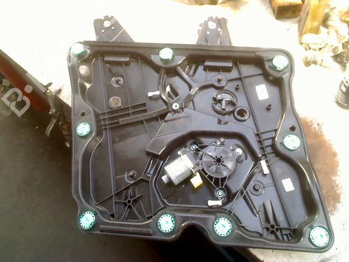 Used Front left window mechanism Front left window mechanism VW GOLF VIII (CD1, DA1) 2.0 TDI GTD (200 hp) 33984791 33984791