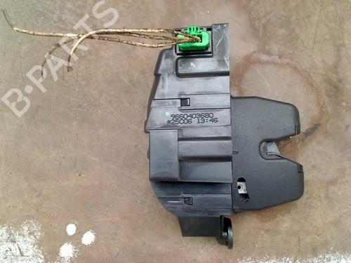 Used Tailgate lock Tailgate lock 33541490 33541490