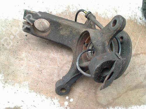Used Left front steering knuckle Left front steering knuckle PEUGEOT 107 (PM_, PN_) 1.0 (68 hp) 36558765 36558765