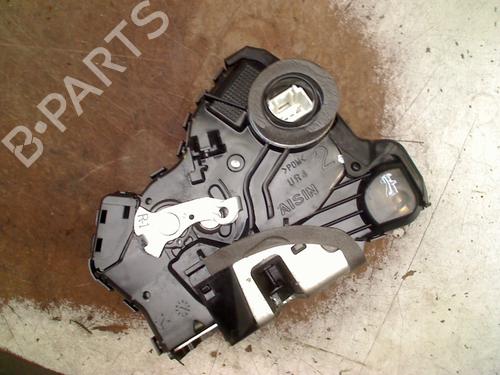 Used Front right lock Front right lock TOYOTA AURIS (_E15_) 1.8 Hybrid (ZWE150_, ZWE150R) (136 hp) 35897346 35897346