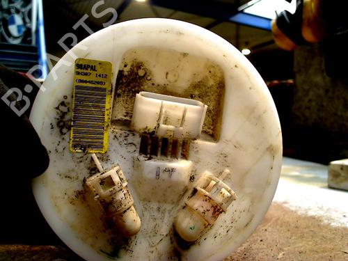 Fuel pump FORD FOCUS I Turnier (DNW) 1.6 16V | BP31028321M76