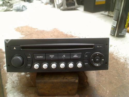 radio-citroen-ds3-sa_-2009-2010-2011-2012-2013-2014-2015-2016-36277423 main image