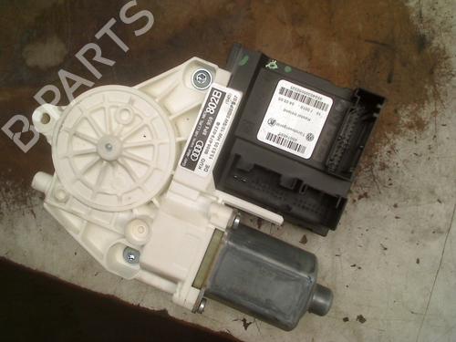 Used Right rear window motor AUDI A3 Sportback (8PA) 1.4 TFSI (125 hp) 31147459