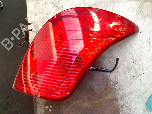 Højre baglygte PEUGEOT 308 SW I (4E_, 4H_) 1.6 16V (120 hp) 33045081