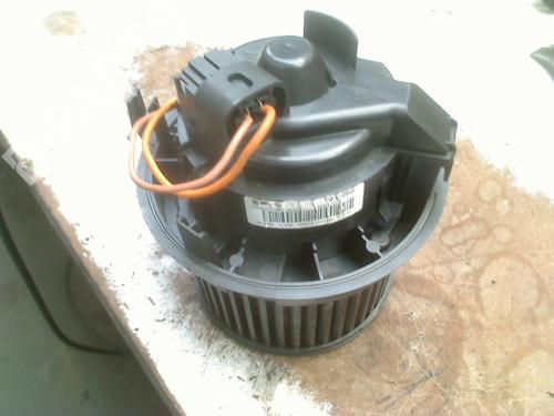 Used Heater blower motor PEUGEOT 108 1.0 VTi (69 hp) 29283342
