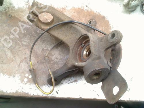 Used Left front steering knuckle Left front steering knuckle TOYOTA AYGO (_B1_) 1.0 (KGB10_, KGB10R) (68 hp) 33829744 33829744