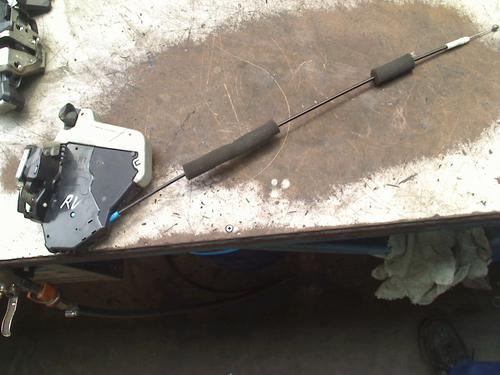 Vergrendeling rechts voor LEXUS IS II (_E2_) 250 (GSE20) (208 hp) 31177201