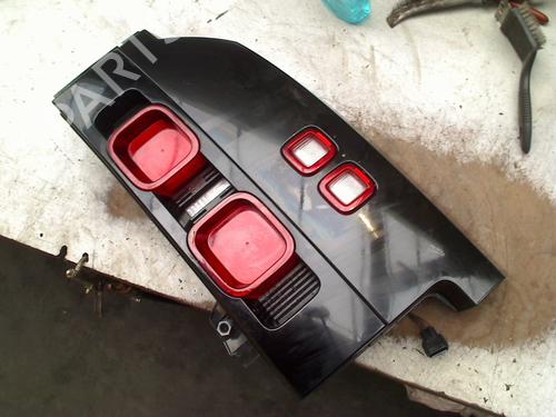 Høyre baklys LAND ROVER DEFENDER Station Wagon (L663) D250 MHEV 4x4 (249 hp) 33001280