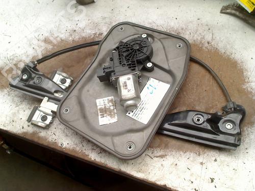 Alzacristallo anteriore sinistro Alzacristallo anteriore sinistro SKODA FABIA II (542) 1.2 (60 hp) 33984668 33984668