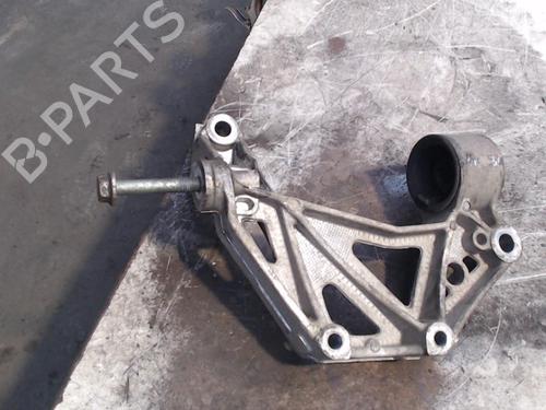 Used Left front suspension arm VW POLO (9N_, 9A_) 1.4 16V (75 hp) 24595938