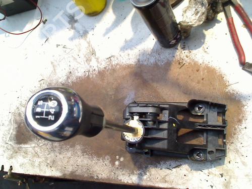Gearknop PEUGEOT 108 1.0 VTi 72 (72 hp) 33045042