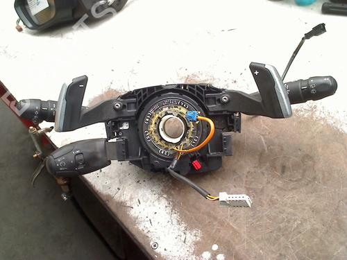 Used Steering column stalk PEUGEOT 208 I (CA_, CC_) 1.4 HDi (68 hp) 33022111