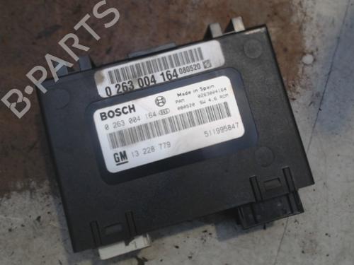 Used Control unit Control unit OPEL ASTRA H GTC (A04) 1.4 (L08) (90 hp) 40533795 40533795