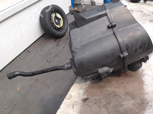 Used Air filter box Air filter box 24825568 24825568