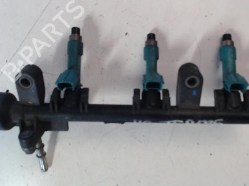 Used Injection rail Injection rail 39242808 39242808