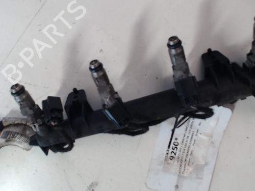 Rail D'Injecteurs Rail D'Injecteurs 38543744 38543744