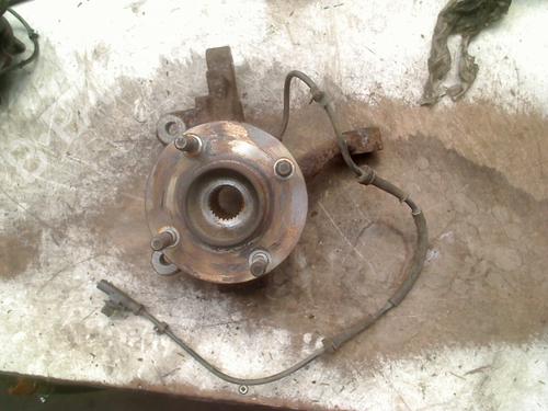 Left front steering knuckle FORD FIESTA VI (CB1, CCN) 1.25 | BP29275938M25 - Image 2