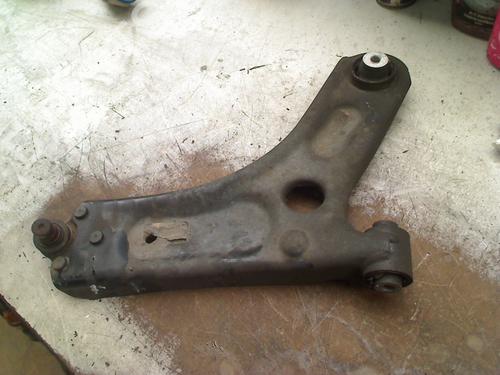 Used Right front suspension arm Right front suspension arm 37991522 37991522