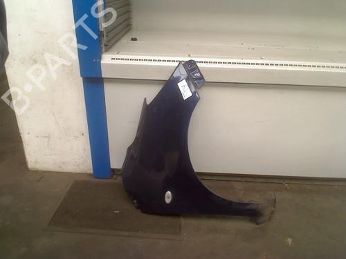 Voorscherm rechts OPEL AGILA B (H08) 1.0 (F68) (65 hp) 31312219