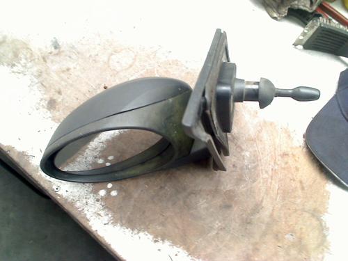 Bakspejl venstre PEUGEOT 107 (PM_, PN_) 1.0 (68 hp) 33022087