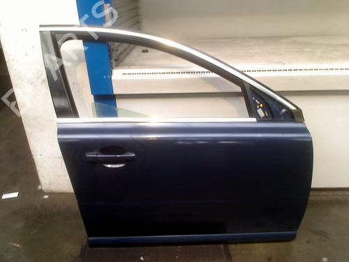 Portier rechts voor VOLVO V70 III (135) T4 (180 hp) 31177191